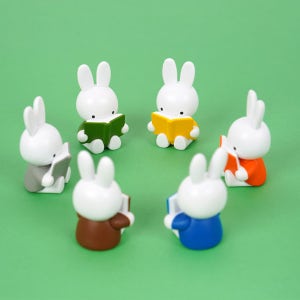 미피 랜덤 미니 피규어 책 읽는 미피 피규어 모니터 차량 피규어