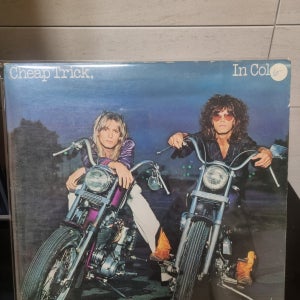 [수입중고] 칩 트릭 LP / cheap trick - in colour LP