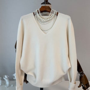 [이달의 BEST 특가 10% 추가할인가 적용] 비스코스 홀가먼트 V넥 긴팔 니트 5컬러