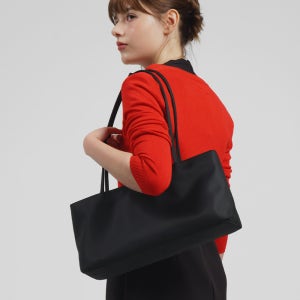 TRM 리사이클 나일론 오블롱 쇼퍼백 T70W