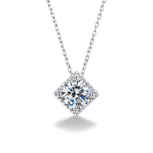 모이사나이트 2캐럿 목걸이 실버925 스퀘어 펜던트 데일리 선물