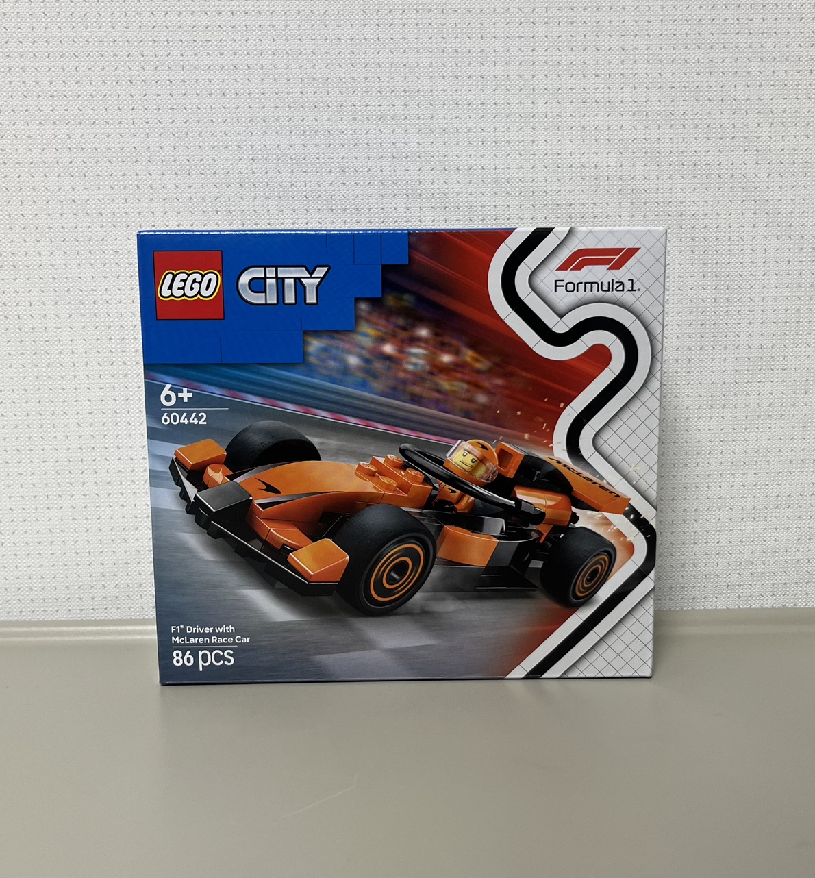 레고 60442 맥라렌 McLaren 레이스 카와 F1 드라이버