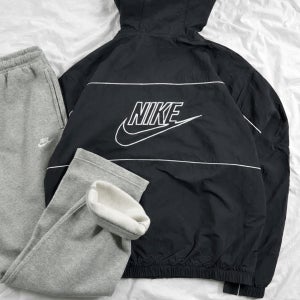 나이키 바람막이 레트로 백로고 우븐 자켓
