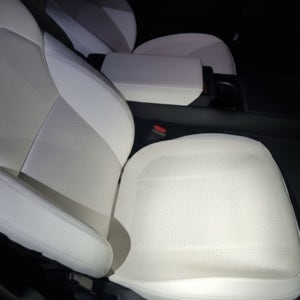 캐딜락CT4시트커버 고급 에디션 방석