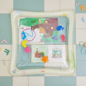 국내 최초! 배경을 바꿔쓰는 아기 워터매트