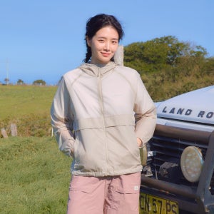 [스노우피크 어패럴] 피코 초경량 여성 바람막이 Sand Beige (S26MWTWB71)