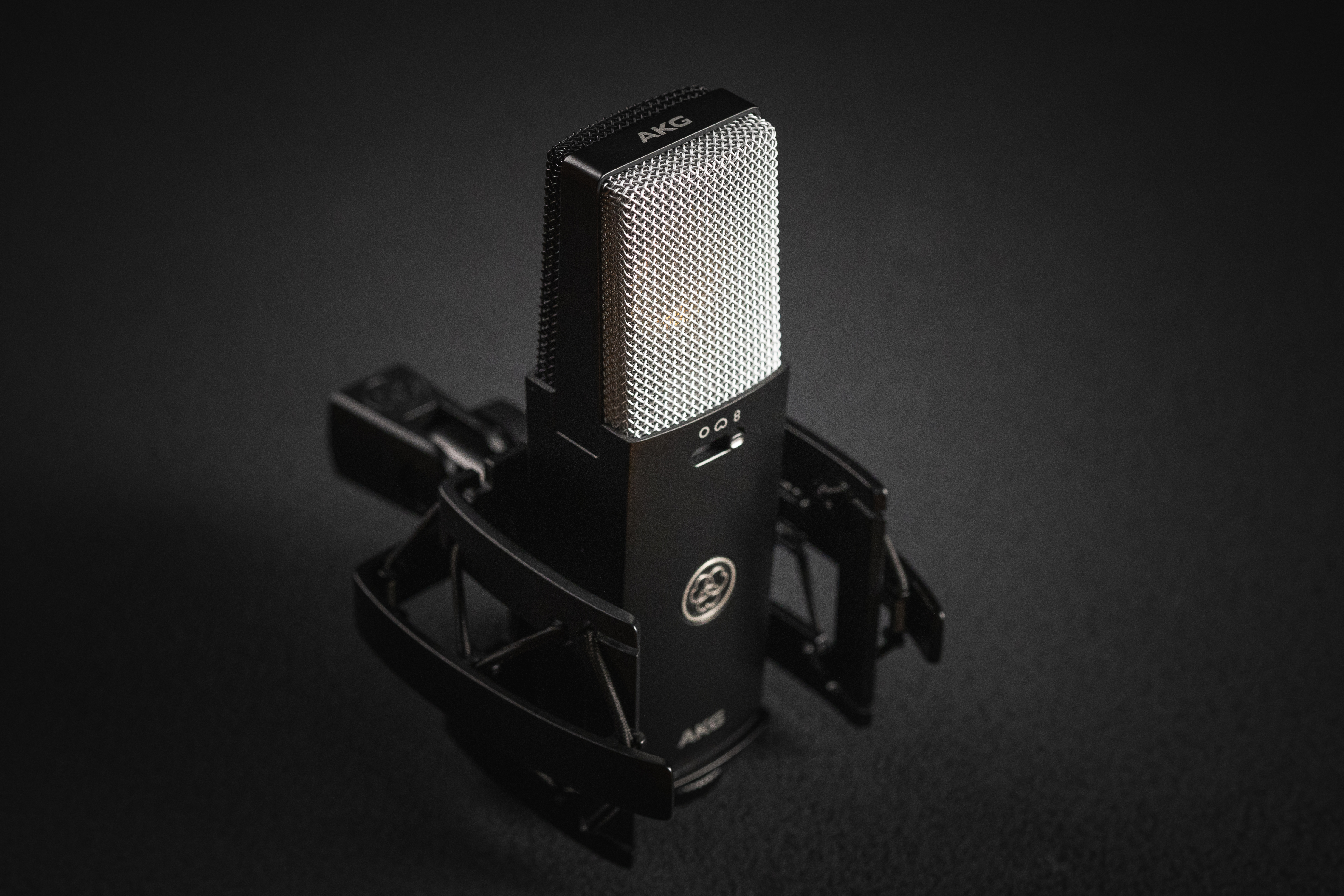 AKG [음향감독 이숲 리뷰] AKG C114 콘덴서 마이크 홈레코딩 스튜디오 보컬 녹음용
