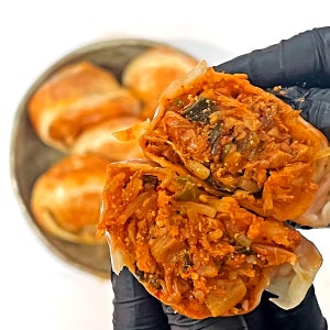 🔥매운맛 주의🔥 영주네장독대 빵주매운만두 김치손만두 500g, 3개