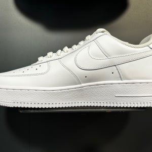 [국내 백화점 매장 판매 제품] 나이키 에어 포스 1 07 로우 올백 화이트