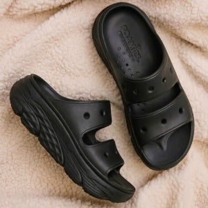 [스케쳐스] 여성 맥스쿠셔닝 포미 슬리퍼