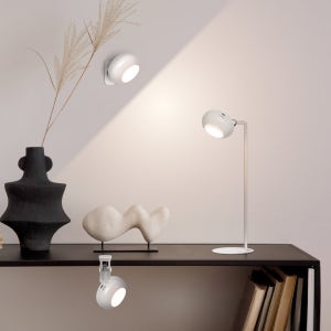 Coms 마그네틱 데스크 램프 분리형 독서등 스탠드형 벽부착형 클립형 자석헤드 UT106