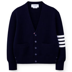 [톰브라운] 밀라노 스티치 파인 메리노 울 가디건 네이비 남성 가디건 MKC160A 00014 415 / TEO