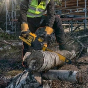 디월트 전동톱 전기톱 본체 DCM575N 체인톱 충전