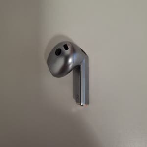 삼성정품 갤럭시버즈3(SM-R530) 실버 오른쪽 이어폰(GH82-35448A) + 충전케이블(GH39-02142A)