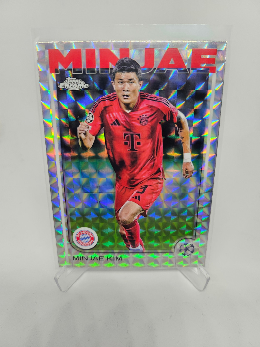 김민재카드 2024 Topps Chrome UEFA CC Geometric 김민재 축구카드