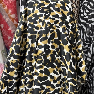 호피 패턴 공단 실크 폴리에스터 원단 248 고정폭 145cm