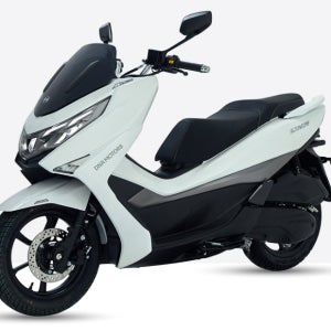 26년식 UHR125 스쿠터 DNA모터스 PCX125 엔맥스