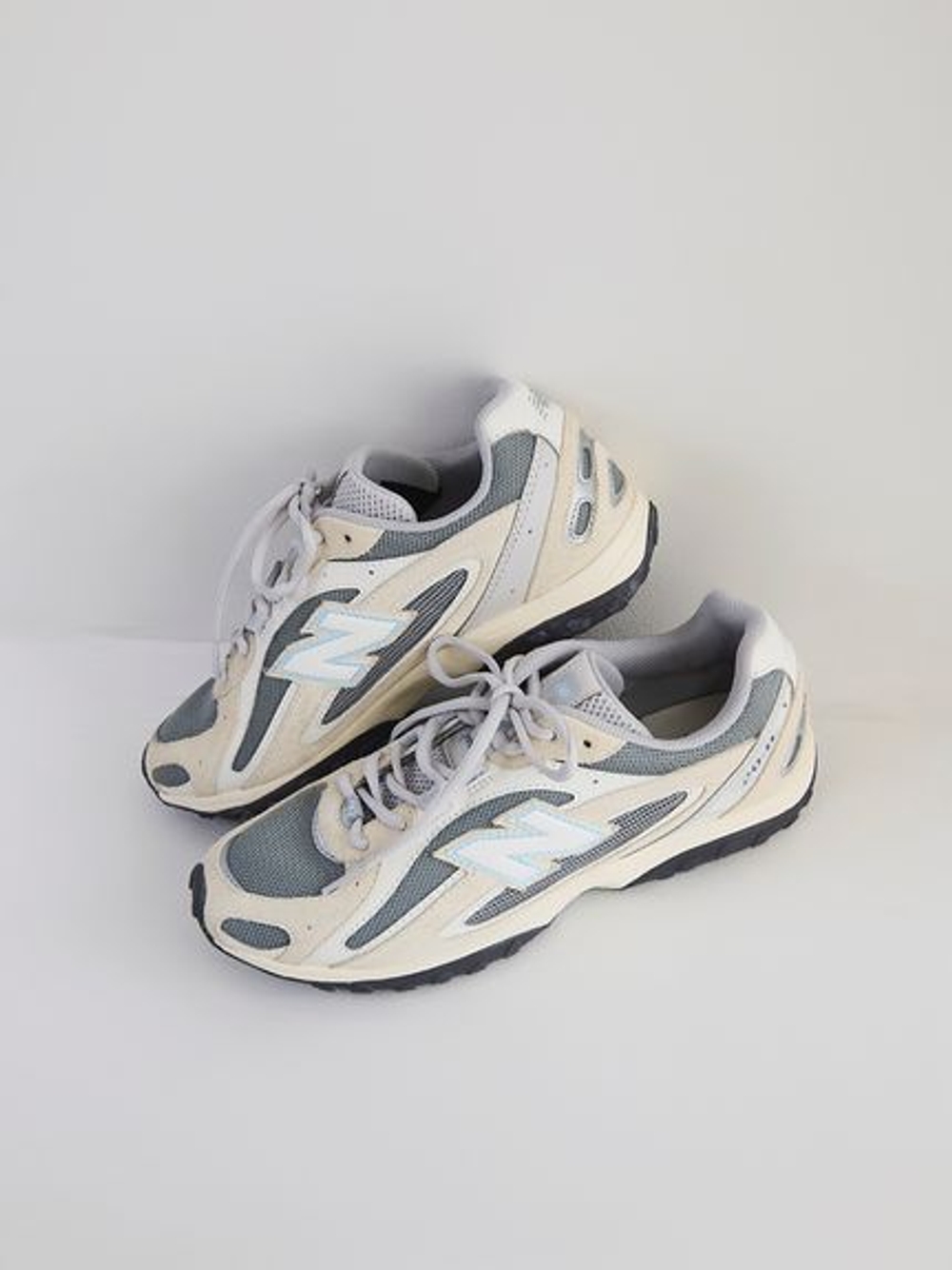 [emmi X New Balance ] エミ ニューバランス コラボレーション U204L