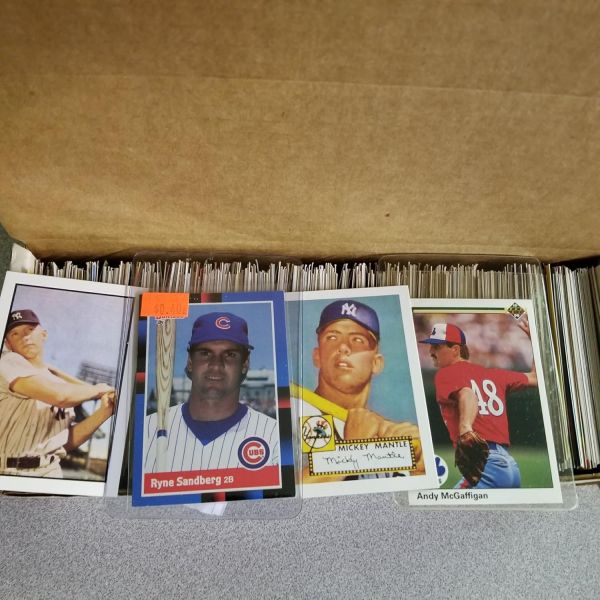 Topps Upper deck Donruss Fleer Score Upperdeck 베이브 루스 미개봉 팩 많은 별 명예의 전당 헌액자를 포함한 600장의 야구 카드. 선물하기