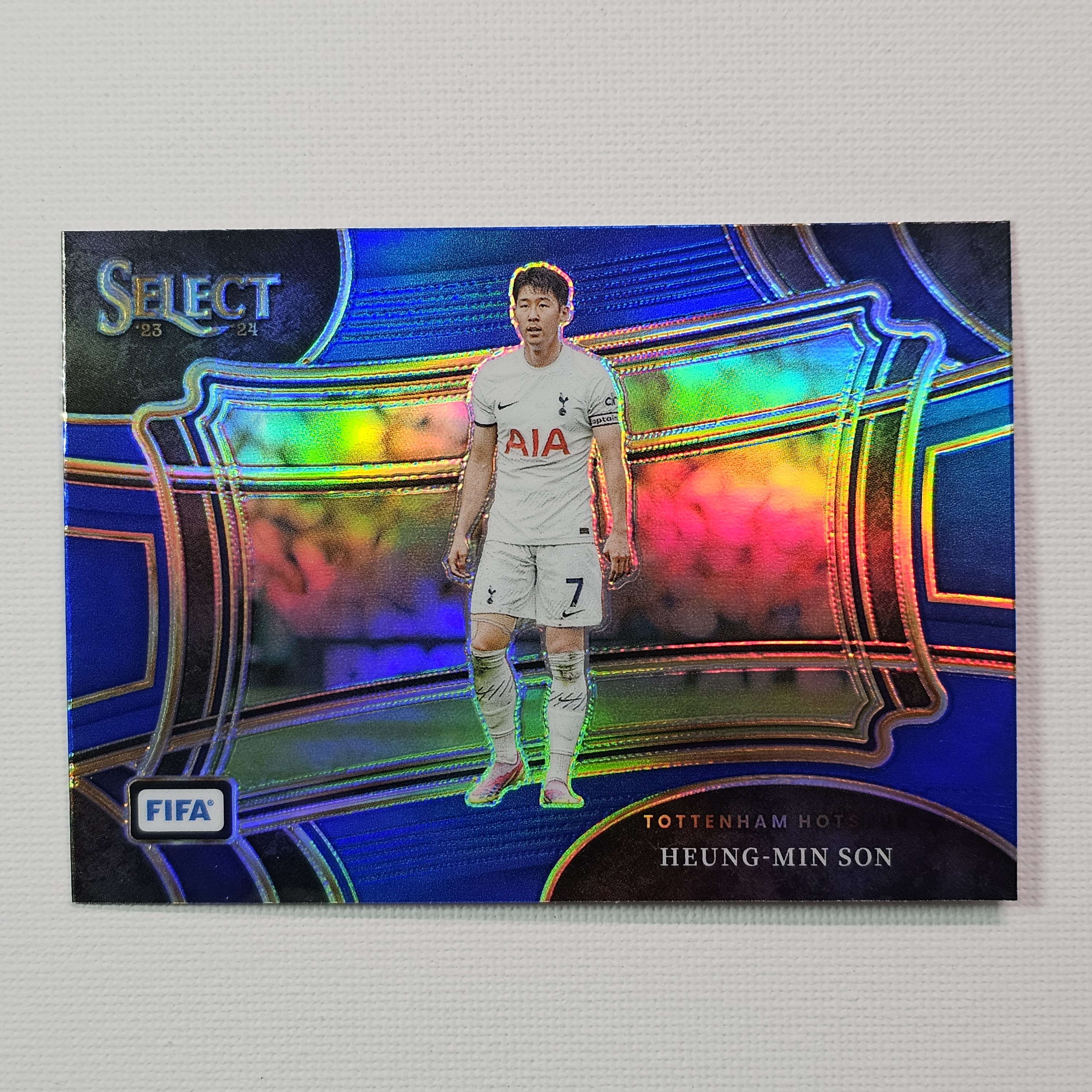2023-24 Panini Select FIFA Field Level Blue Prizm Heung-Min Son 손흥민 축구카드 / SOC-53