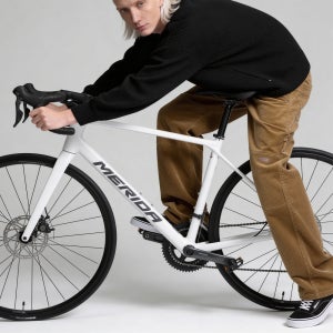 2026 메리다 스컬트라 100 로드 자전거 클라리스 16단