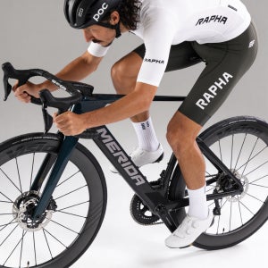 2027 메리다 리액토 팀 V 5세대 듀라에이스 Di2 24단 에어로 카본 로드 자전거