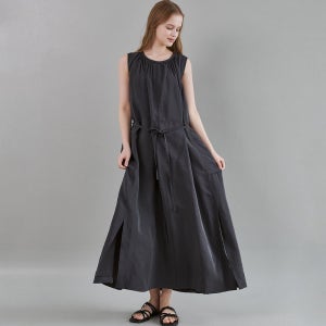 [마롭] [4/15 예약배송] 7106 슬리브리스 롱 원피스 (다크 그레이)