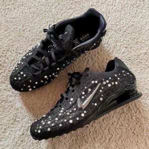 나이키 Shox 샥스 Z 말의 해 한정판 운동화 펄 블랙 IQ1157-010
