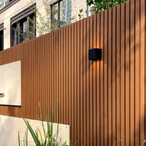 건물 주택 마당 옥상 담장 외 벽 면 외장 내부 합성목 마감재 데크 템바보드 인테리어