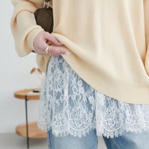 디스코트 Discoat 여성 레이스 밑단 캐미솔 나시 레이어드 이너 슬리브리스 밑단레이스