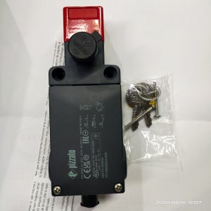 FS2898D024-K40 PIZZATO 안전 스위치