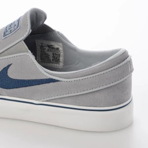 나이키 스우시 스니커즈 남성 슬립온 단화 운동화