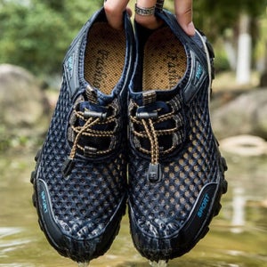 등산화 트레킹화 남자 남성 편한 고급 기능성 아웃도어 등산 신발 슬립온 아쿠아슈즈 여자