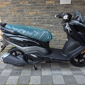 스즈끼 버그만 스트리트EX NMAX PCX
