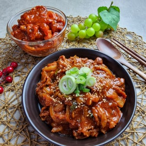 제육볶음 1kg 제육볶음밀키트 고추장불고기 기사식당 돼지불고기 돼지불백 두루치기 업소용