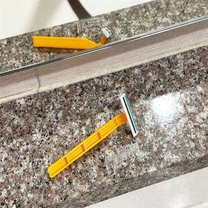 유즈Shop 2중날 일회용면도기(100개입) 1회용면도기