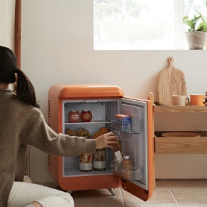 레트로 미니 냉장고 32L WC-32C 무소음 음료 다용도 오렌지