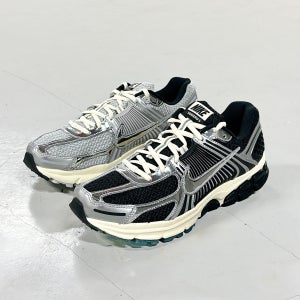 나이키 줌 보메로 5 메탈릭 실버 그레이포그 블랙 코코넛밀크 크롬 운동화 IM3486 002 003