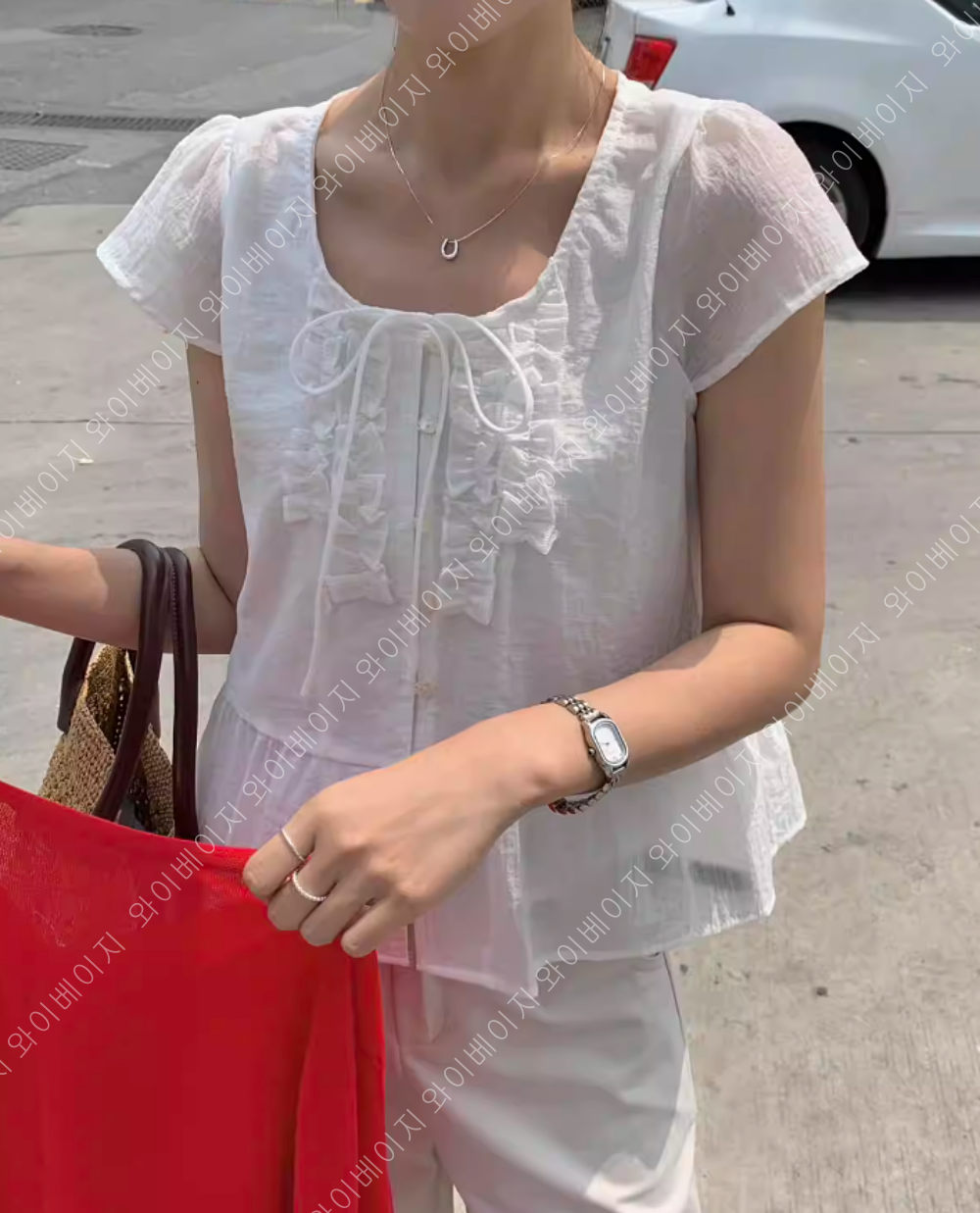 화이트 프릴 오간자 반팔 여름 리본 쉬폰 캡소매 크롭 블라우스