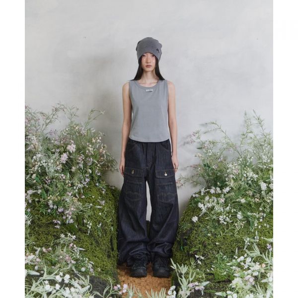 탄산마그네슘 TANSANMAGNESIUM 송이송이X탄산 로고 베이직 슬리브리스 (그레이)