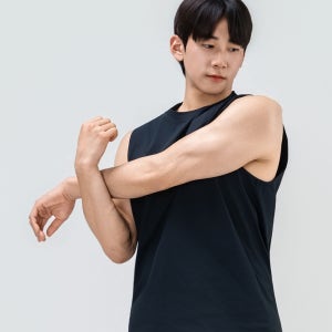 소로나 컴포트 슬리브리스 남성 기능성 민소매 스포츠웨어 운동용 헬스 러닝 나시