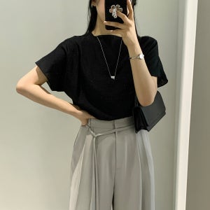 [당일배송 블랙] 에트 여름 하객룩 드레이프 셔링 반팔 블라우스