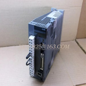 서보 드라이버 MR-J3-100A MR-J3-200A