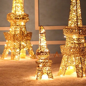 에펠탑 30cm(전구포함) -/크리스마스용품/장식소품/트리/츄리/크리스마스/데코/성탄용품/산타/눈사람/루돌프/led/램프/윈도우/양말/인형/설정/니켈/리본/행잉/오너먼트/볼펜/지팡