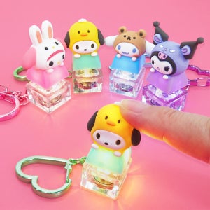 산리오 빼꼼 랜덤 피규어 LED 키캡 키링 포차코 시나모롤 쿠로미 마이멜로디