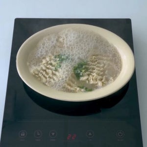 만능요리접시 플레이팅 팬 만능요리 세라믹 팬 인덕션가능 27cm 1개