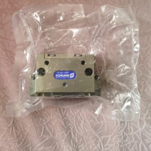 SCHUNK 에어 그리퍼 PGN80-2 370151