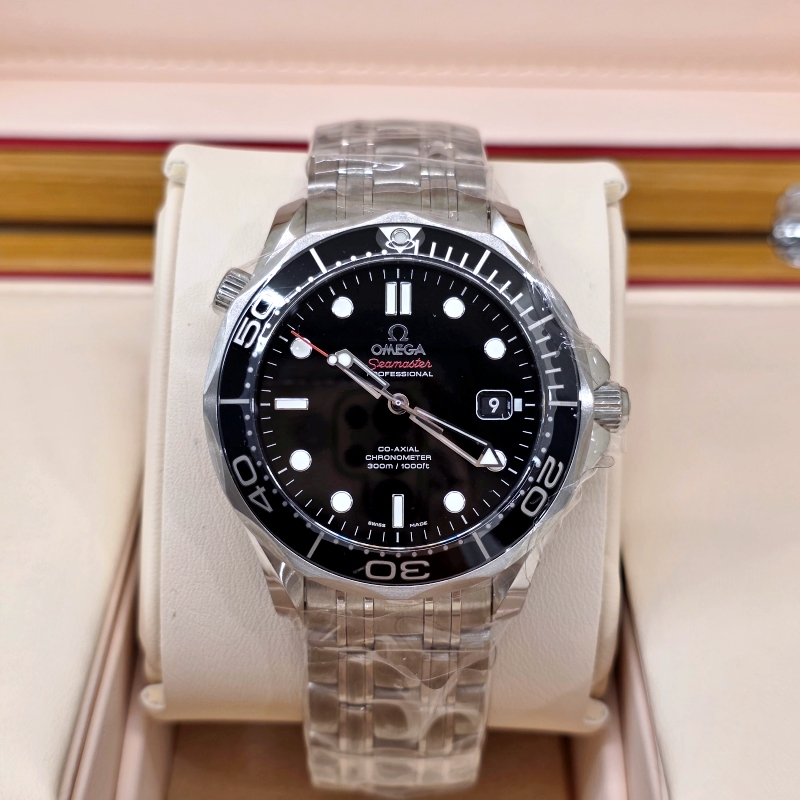오메가 씨마스터 다이버 300 스틸 42mm 블랙 세라믹