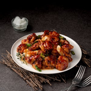 핵이득 마켓 참피디 치밥의 달인 순살 양념 치킨 890g