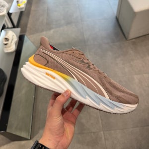 푸마 벨로시티 나이트로4 (와이드 일반) 샌드스톤